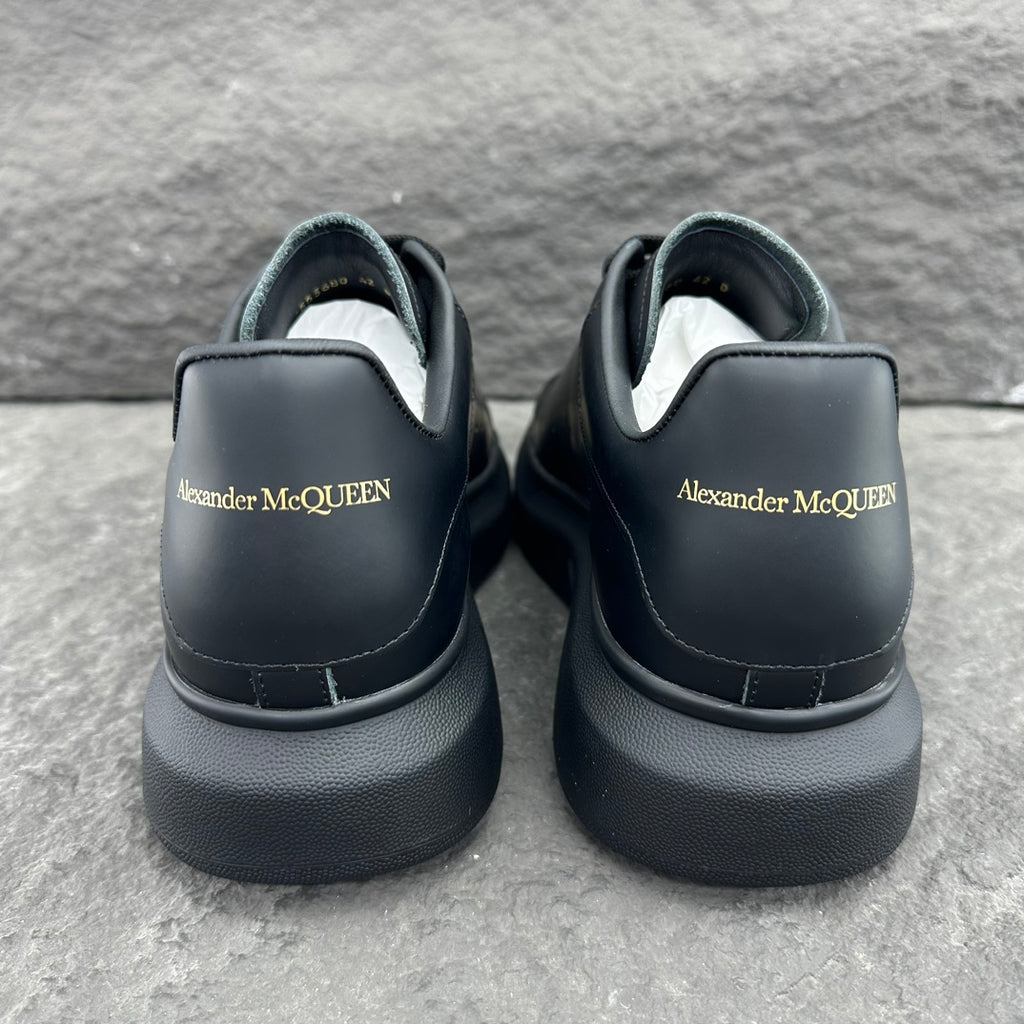 Alexander McQueen Oversized "Black"